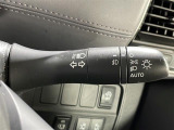 【オートライト(AUTO)】外の明るさをシステムが感知して、自動でヘッドライトが点灯します!ヘッドライトをつけ忘れを防ぐ便利機能です。