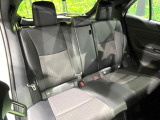 後部座席も気になるようなキズ・汚れやへたり等、大きなダメージはなく、良好な状態です。