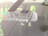 【ドライブレコーダー】ドライブレコーダー装備!走行中はもちろん、あおり運転や事故に遭遇した際、映像で記録し、万一のリスクに備えます。※記録用SDカードはお客様ご自身でご準備いただく必要があります。