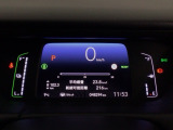 メータは先進的なデジタルメーターを採用!ゆっくりと数字が動くのでとても見やすく表示されます!平均燃費なども表示、エコな運転の手助けをしてくれます!