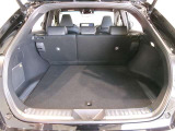 広々としたラゲージスペースを備えています。大きなものや長さのある荷物もしっかりと積み込めます。