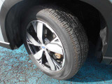 タイヤはヨコハマ製ジオランダー付き!!タイヤ山は7〜8分山あり!!新品&スタッドレスタイヤも格安海外品から国産品まで各種取り扱えますので交換ご希望の方はお気軽にご相談下さい!!!