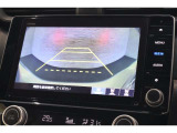 バックカメラが装備されており、後方の安全確認はもちろんのこと狭い場所での駐車や雨の日・夜間など視界の悪いコンディションでのストレスの軽減にもなります!