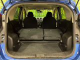 普段のお買い物や通勤、送迎等に十分な荷室スペースを確保しております。セカンドシートを倒すと、大きな荷物の積載も可能です♪