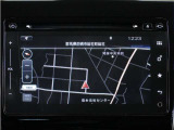 スズキ純正全方位モニター付メモリーナビ&バックカメラが装備されているので、普段の使い勝手もロングドライブも快適です。