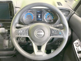 ステアリングも使用感が少なく、きれいな状態となっております♪