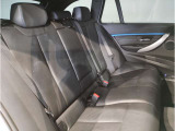 【エアバック】BMWのエアバックやその他の安全装備は、互いに補完しあう事で徹底した安全性を貫きます。万一の事故の際にそれぞれ最適な保護を提供してくれます!