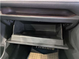 グローブボックスの収納もバッチリ