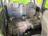 後部座席も気になるようなキズ・汚れやへたり等、大きなダメージはなく、良好な状態です。