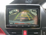 バックカメラが付いておりますので、後方確認も安心できます。
