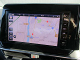 日産純正の地デジ対応ナビゲーションが装着されてます。