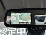 バックミラーには車を上空から見たような映像のアラウンドビューモニターが映るので駐車時や狭い道でも安心して運転できます☆彡