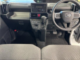 CDオーディオ シーヒーター スマートキー プッシュスタート オートエアコン ステアリングスイッチ 電動格納ミラー 盗難防止機能