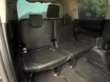 3列目シートはもちろん状態良好☆大人でもゆったりと座って頂けますので、大人数でのお出かけもラクラクです♪ご家族で、気の知れた仲間で、ドライブに行くのが楽しみですね♪