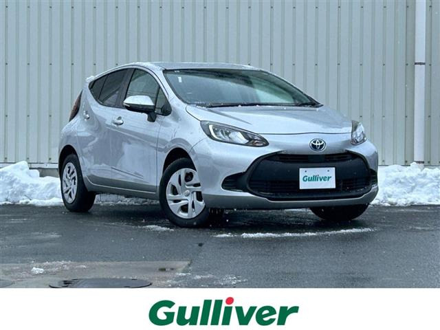 アクア1.5 X E-Four 4WD4WD 修復歴無し