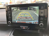 バックガイドモニターで、後方を確認しながら安心して駐車することができます。運転初心者も熟練者も必須の機能ですよ!