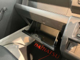 ご納車前に納車点検(法定12ヶ月点検相当)を実施し、基本性能に関わる機能や状態を徹底的に点検します。