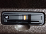 ■【ETC車載器】が装備されています。セットアップをしてお渡しとなり、ETCカードを差し込むだけで高速道路の利用が可能です。