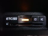 ■【ETC車載器】が装備されています。セットアップをしてお渡しとなり、ETCカードを差し込むだけで高速道路の利用が可能です。