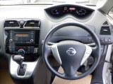 清潔で広々した座席です!是非、現車を見て体感してみてください。