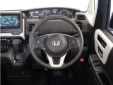 ◆Honda SENSING◆先進の安全運転支援機能で、さまざまなシーンで運転をサポート!システムが運転中のヒヤリハット回避を支援します。