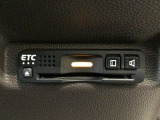 【ETC車載器】もはや必須アイテムのETCを搭載!高速道路のご利用時にとても便利!わずらわしい料金所での現金支払いが不要となりスムーズに通過できます♪