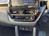 左右独立温度コントロールフルオートエアコンです。運転席、助手席それぞれで独立して温度設定ができます。冷え性の方が乗っても安心ですね♪