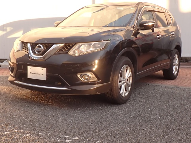 エクストレイル2.0 20X エマージェンシーブレーキパッケージ 3列車