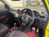 足元も広く運転しやすいです!