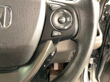 クルーズコントロールを装備しています。高速道路などで一定の速度で走ってくれるので運転が楽ですよ!速度を設定できますので、スピードの出しすぎにも注意できます。
