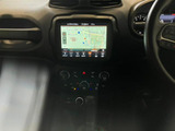 オーディオナビゲーションシステム (Uconnect)Apple CarPlayAndroid Auto対応