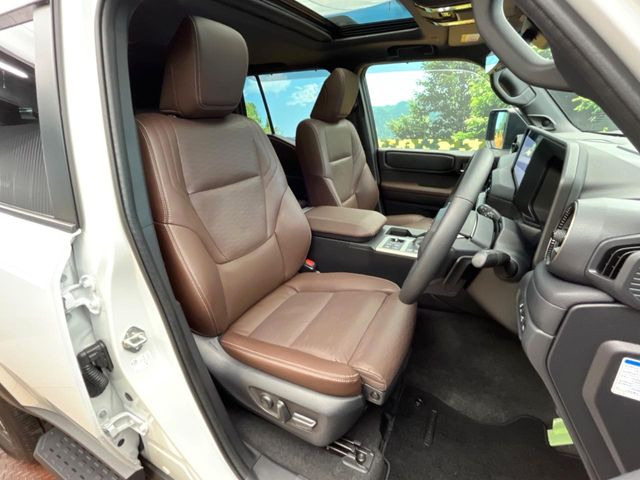 トヨタ ランドクルーザー250 2.8 ZX ディーゼル 4WD の中古車詳細