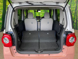 後席を格納すると、これだけの広さが!シーンに合わせたシートアレンジで、大きな荷物も積むことが出来ます♪