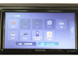 オーディオソースはiPod USB SD CDDVD AMFMラジオ AUX スマートユーセン(有償)です。