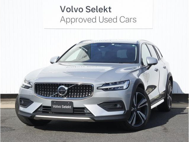 V60クロスカントリー アルティメット B5 AWD 4WD 