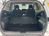 後席を格納すると、これだけの広さが!シーンに合わせたシートアレンジで、大きな荷物も積むことが出来ます♪