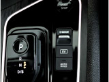 SPORT、ECO、NORMALの3種類のドライブモードを設定!オートブレーキホールド!ブレーキペダルから足を離しても自動的にブレーキ力が保持されるので、信号待ちなどで便利です!