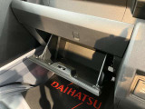 店内では季節で変わるダイハツオリジナルの美味しいスイーツとドリンクでおもてなしいたします。