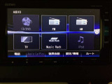 ナビゲーションはフルセグTV対応のGathers純正メモリーナビを搭載しています。Bluetoothオーディオ機能がありますので、スマートフォンなどの音楽も再生できます。
