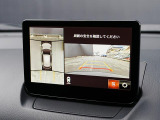 360&deg;ビューモニターを搭載しています。コーナーセンサーと合せてお使いいただくことで、安全、安心にお車の取り回しを行っていただけます。