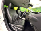 運転席シート廻りは使用感も少なく、良好な状態となっています。丁寧に使われていたことがよくわかりますね。