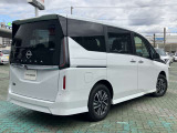 セレナ 2.0 ハイウェイスターV 4WD 