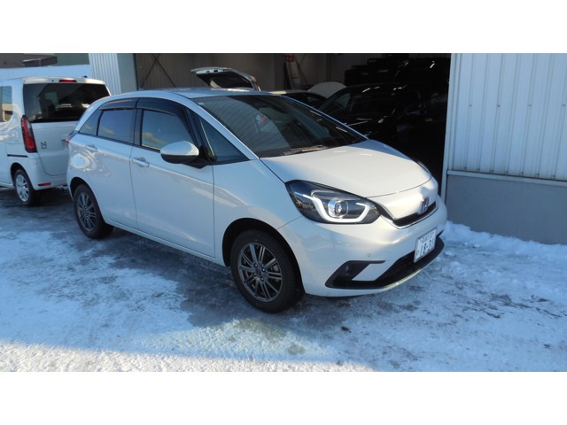 フィット 1.5 e:HEV ネス 4WD（6AA-GR4）