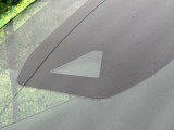 【インテリジェントエマージェンシーブレーキ】フロントカメラで前方の車両や歩行者を検知。衝突しそうな時は衝突被害軽減ブレーキが作動、衝突回避をサポート。より安全にドライブをお楽しみいただけます。