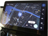 純正ナビを装備。タッチパネル式で使いやすく、お出かけもラクラクです。