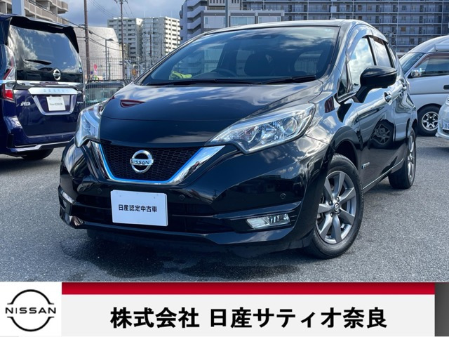 ノート1.2 e-POWER X ブラックアロー