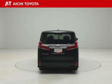 『TOYOTA認定中古車』は「まるごとクリーニング」で綺麗な内外装、「車両検査証」はプロによるチェック、買ってからも安心の「ロングラン保証」、3つの安心安全を標準装備したトヨタのブランドU-Carです