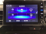 ナビゲーションはフルセグTV、インターナビ対応のGathers純正メモリーナビを搭載しています。Bluetoothオーディオ機能がありますので、スマートフォンなどの音楽も再生できます。