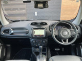 ◆LIBERALAは、輸入車選びの新たなスタイルを提案するインポート・セレクト・ブランドです。オーナー様となる方がクルマから直接感じる感性を第一にした、最良の一台との出会いをコーディネートいたします。
