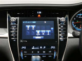 メーカー装着なびが装備されており、CD/DVD/BT/フルセグTV/ナビ機能があります。
